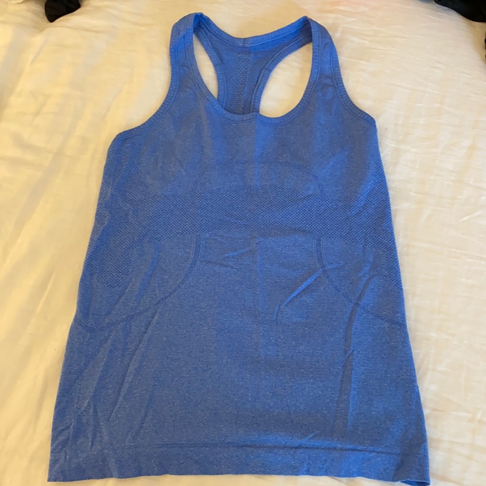 Lululemon workout tank